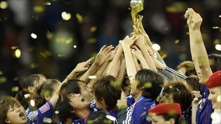 Nữ Nhật Bản vô địch World Cup