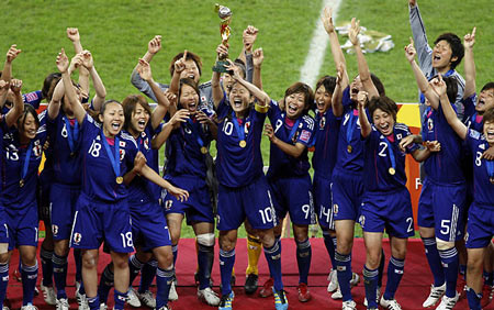 Nữ Nhật Bản vô địch World Cup